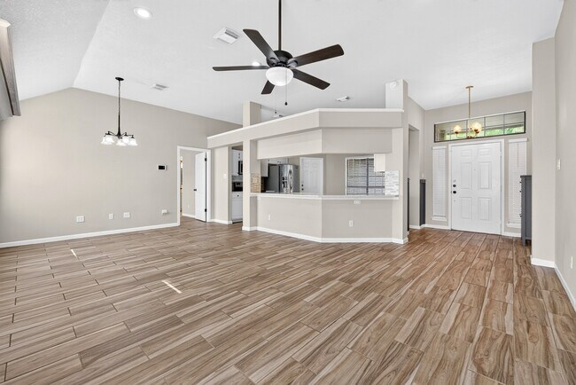 Building Photo - 4706 Colby Dr