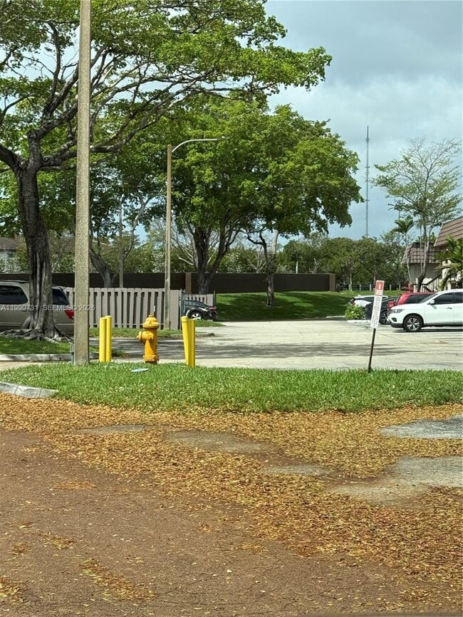 Building Photo - 860 NE 207th Terrace