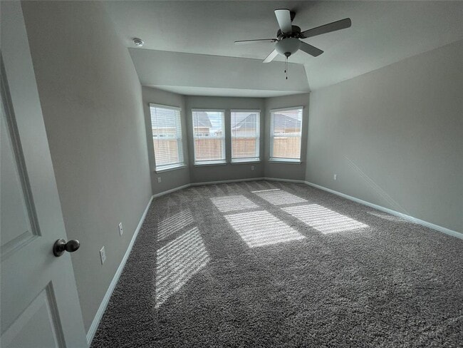 Building Photo - 404 Grasslands Trl