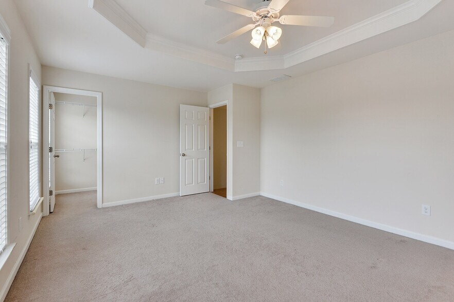 Building Photo - 366 Ardmore Ct NW