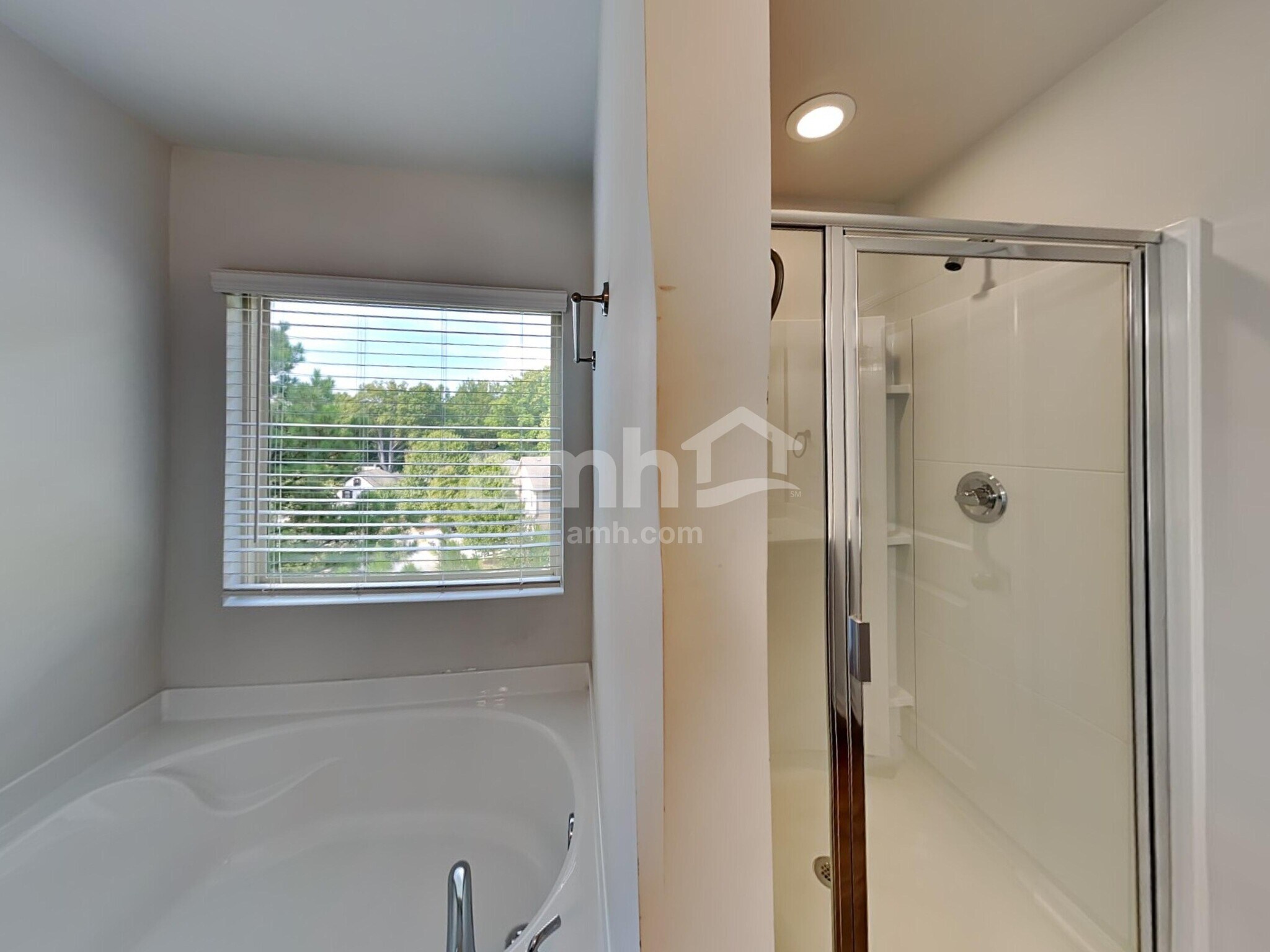 Building Photo - 356 Winston Cir