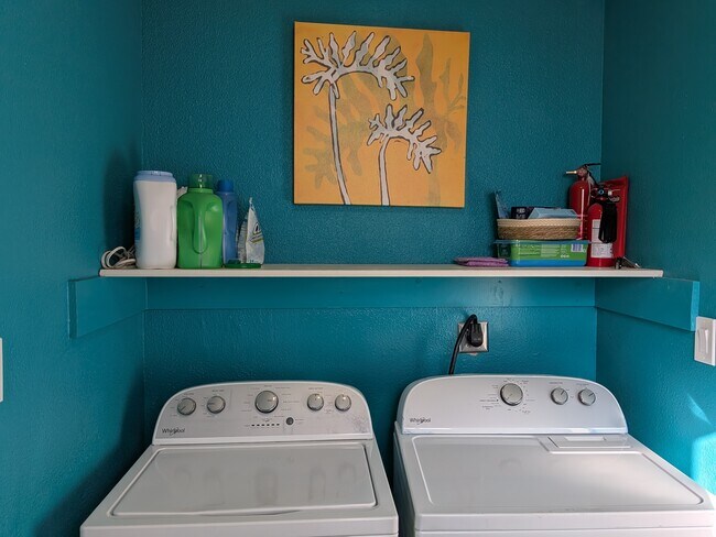 Building Photo - Cornell