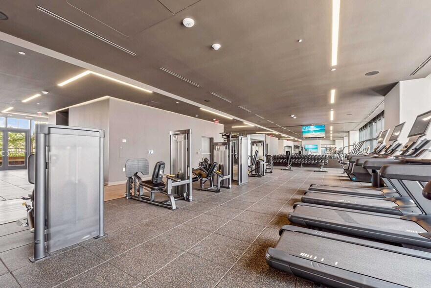 Building Photo - 159 NE 6th St