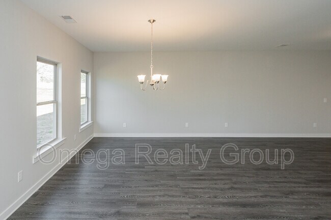 Building Photo - 45 Red Oak Ct