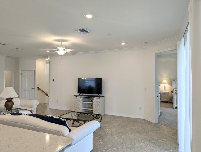 Building Photo - 923 Tidewater Shores Loop