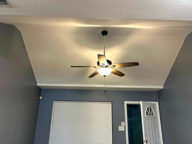 Building Photo - 4plex Edinburg