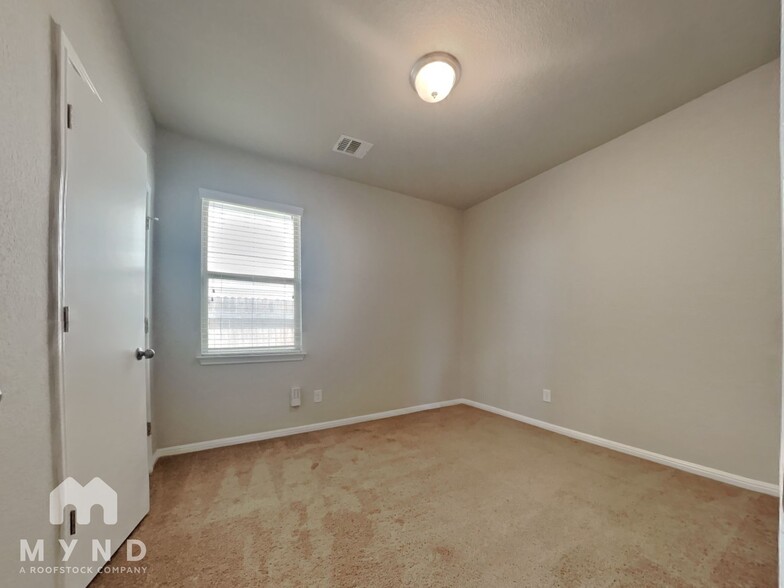 Building Photo - 136 Shearwater Ln