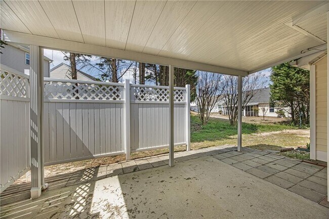 Building Photo - 760 Franklin Mill Trace