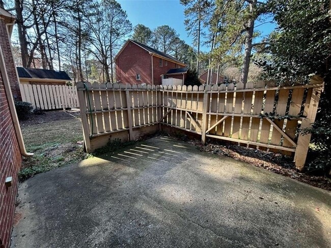 Building Photo - 1591 Harbins Rd NW