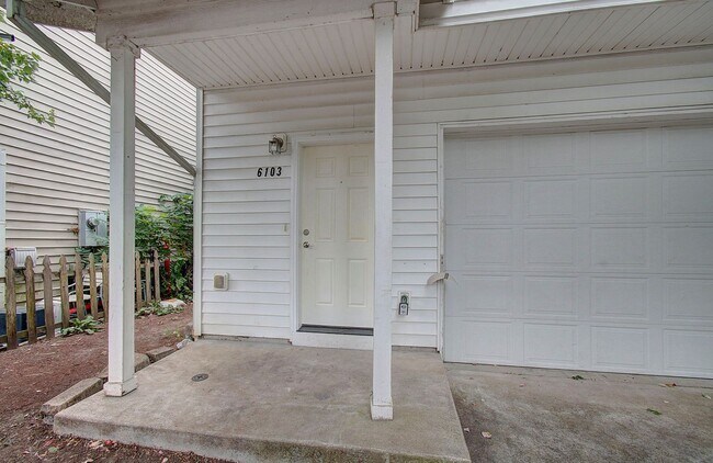 Building Photo - Charming 3bd, 2ba townhome in Bagley Downs Neighborhood