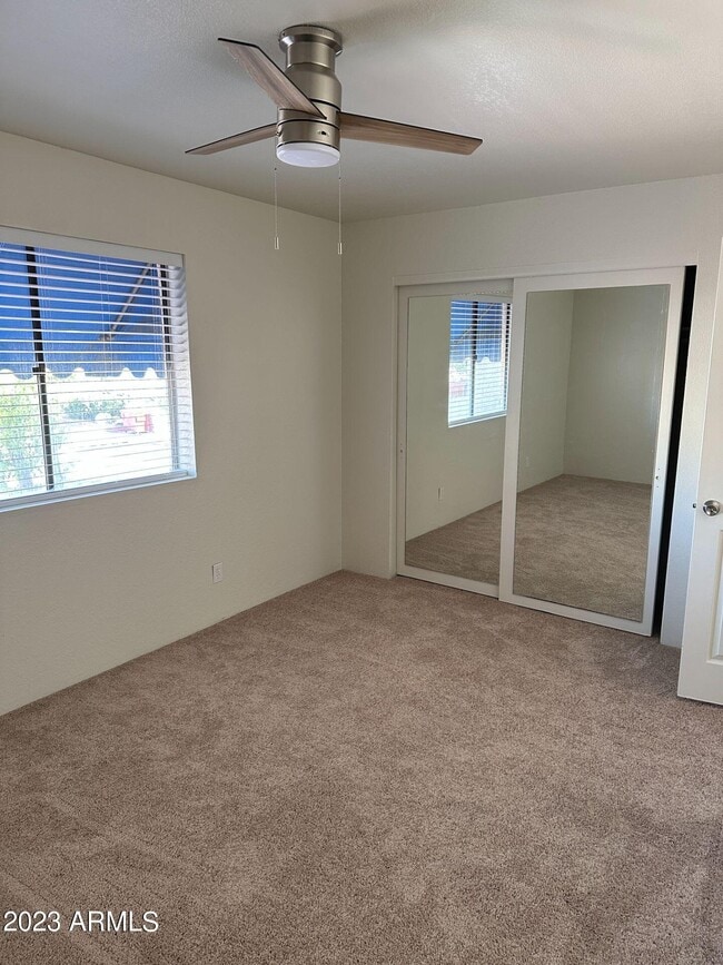 Building Photo - 2121 W Union Hills Dr