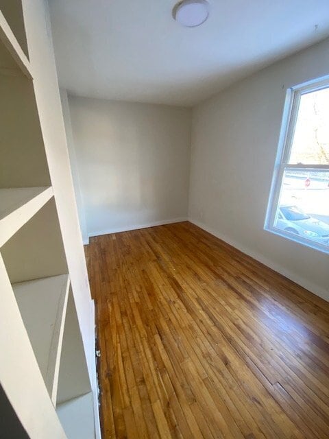 Building Photo - Spacious 2BR in Auburn with Off-Street Parking | $1,850 | April 1