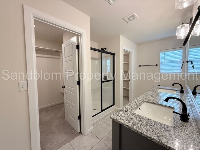 Building Photo - For Lease | East Tulsa - BA Schools | $194...