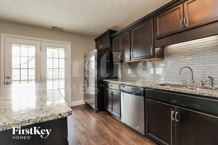 Building Photo - 1280 Eagle's View Dr