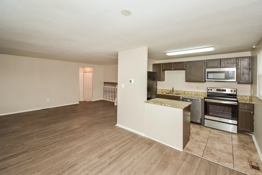 Building Photo - 11613 Whidbey Dr