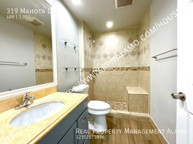 Building Photo - 319 Mahota Dr