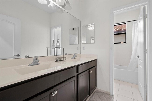 Building Photo - 6021 Night Heron Ct