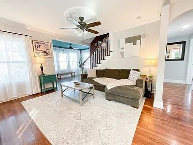 Building Photo - Fully Furnished Downtown St. Pete Craftsman | Walk to Hospitals & Waterfront