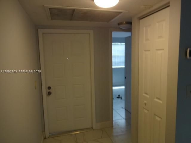 Building Photo - 1190 Washington Cir