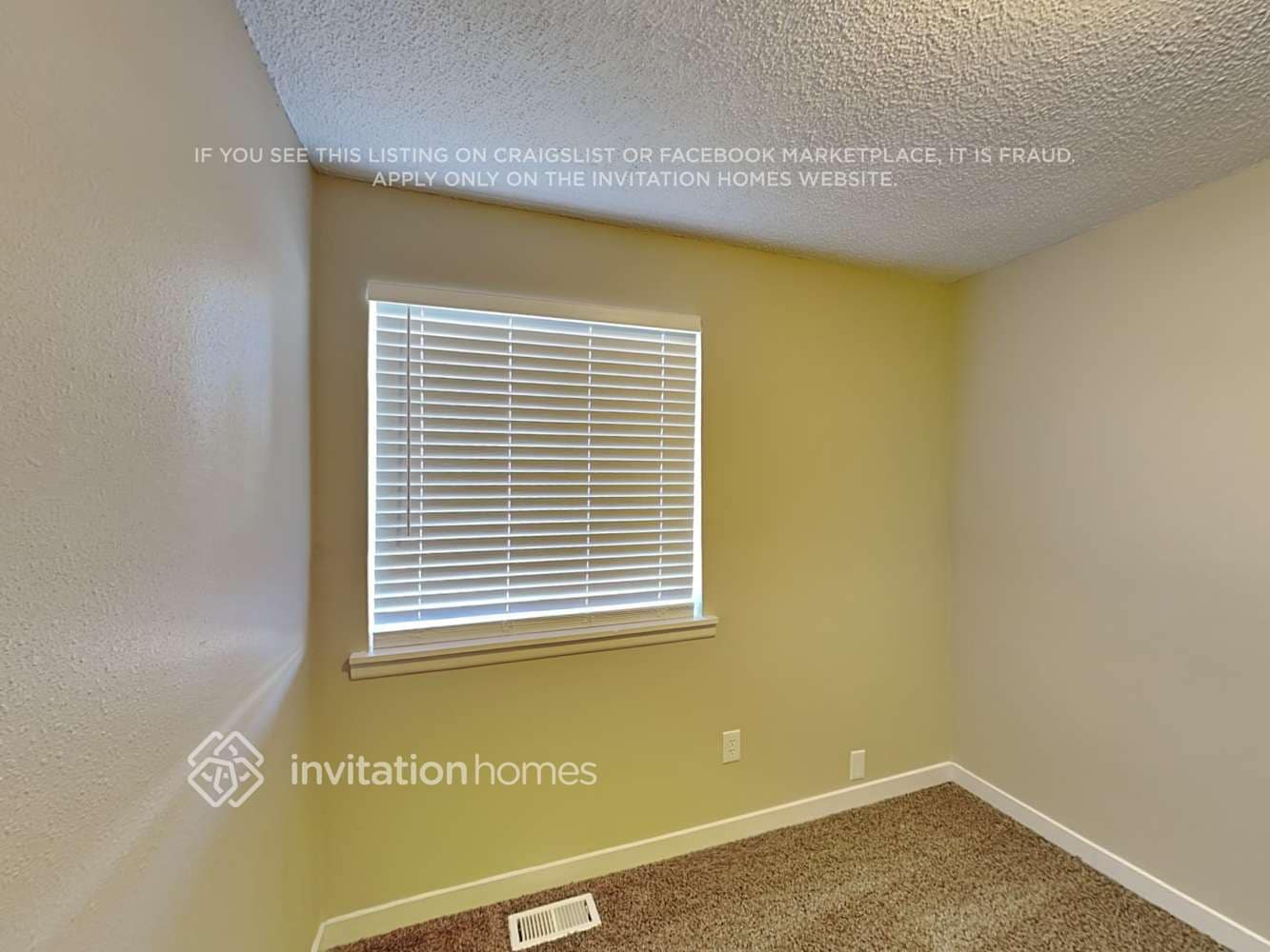 Building Photo - 3570 E 122nd Ave