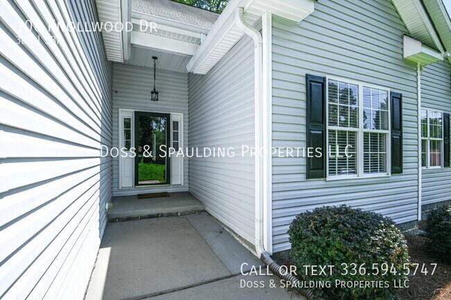 Building Photo - 106 Knollwood Dr