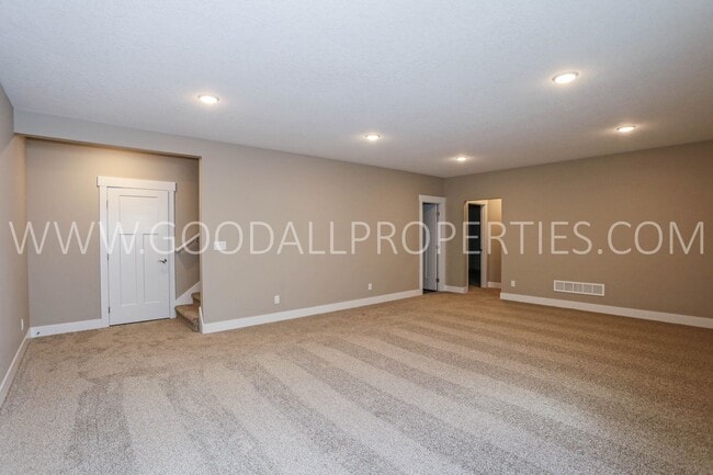 Building Photo - 16726 Wilden Dr