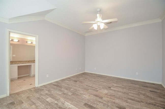 Building Photo - 7439 Parkcross Pl