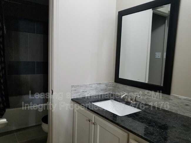 Building Photo - 193 Southfield Pkwy