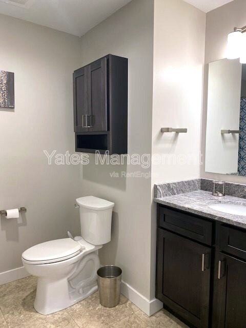 Building Photo - 115 Valor Dr