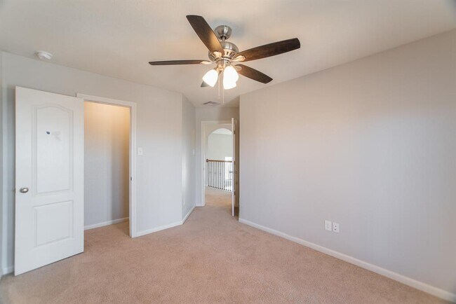 Building Photo - 8 Florentino Vine Pl