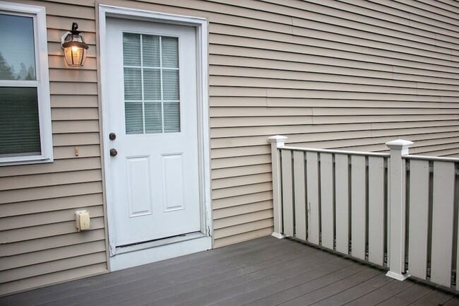 Building Photo - 4 Humphrey St