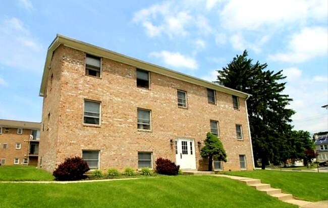 Building Photo - 600 W Patrick St