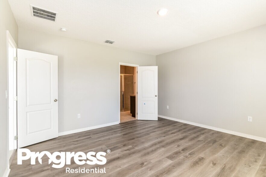 Building Photo - 2292 Canyon Breeze Ave