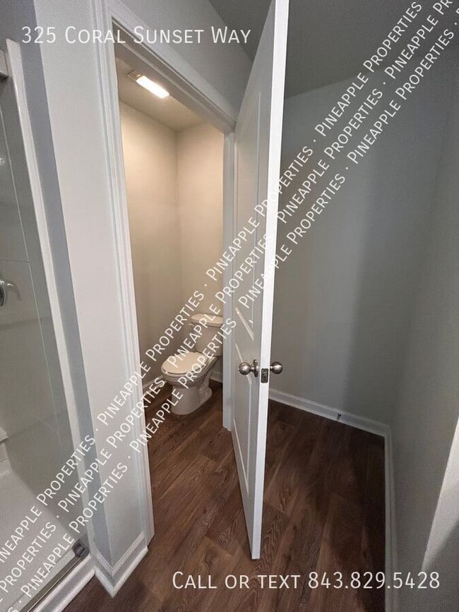 Building Photo - 325 Coral Sunset Wy