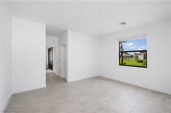 Building Photo - 18311 Ridgeline Dr