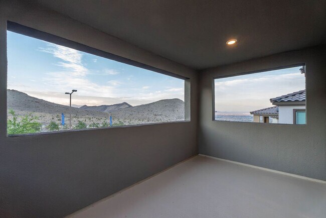 Building Photo - 11620 Desert Hollow Avenue
