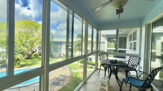 Building Photo - 1200 SW 12th Ct