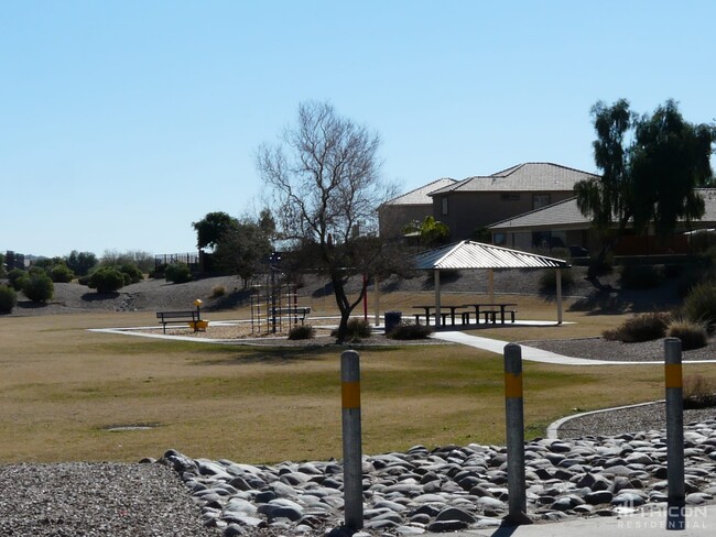 Building Photo - 30603 N Desert Star Dr