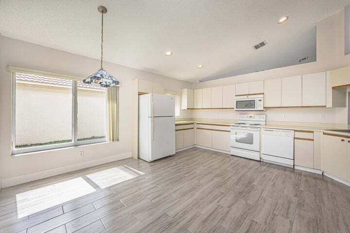 Building Photo - 5148 Rosen Blvd