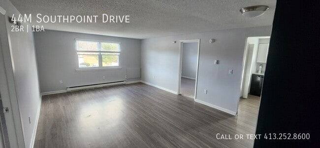 Building Photo - 44 Southpoint Dr