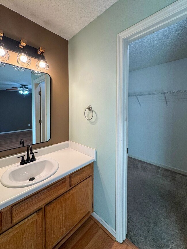 Building Photo - Charming 3 Bed 2 Bath Home in Jack Britt