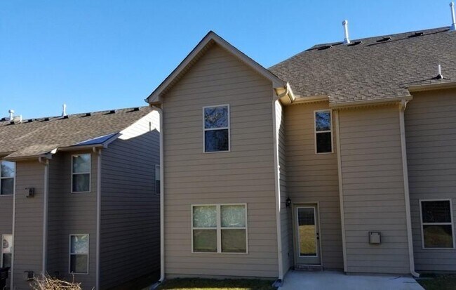 Building Photo - 4165 Trillium Wood Trail SW