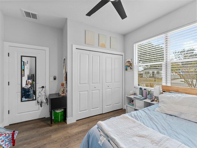 Building Photo - 3103 W Leroy St