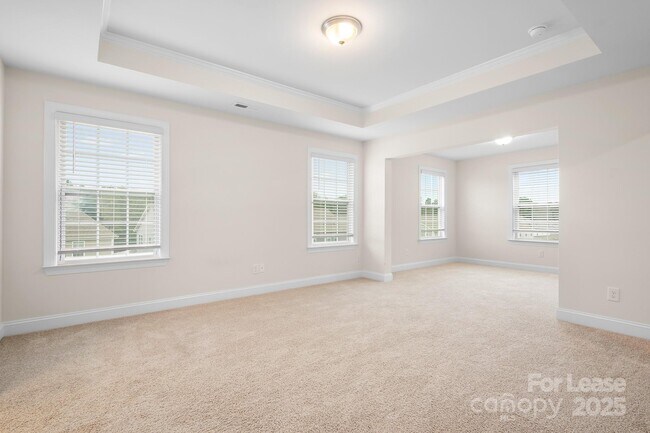 Building Photo - 196 Longleaf Dr