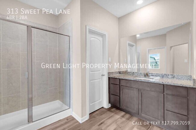 Building Photo - 313 Sweet Pea Ln