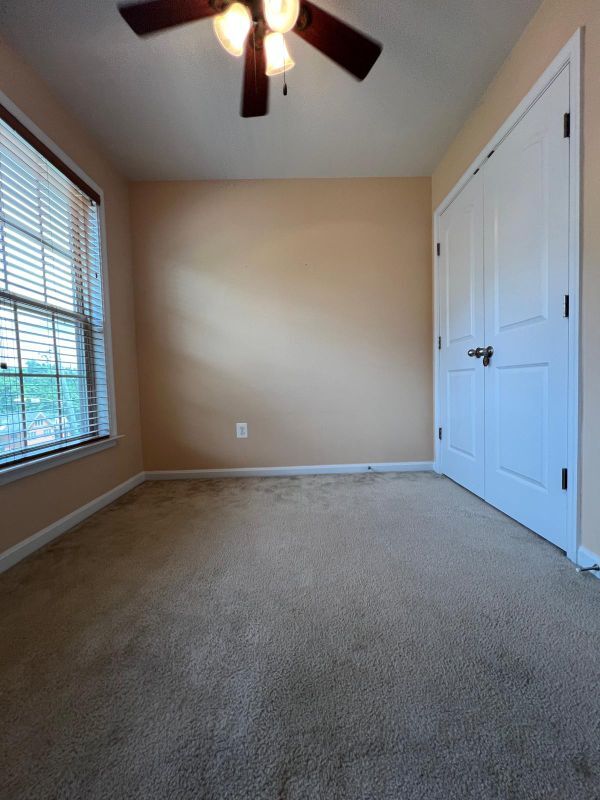 Building Photo - 1604 Sebring Ct