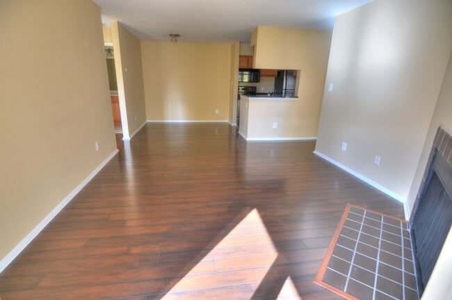 Building Photo - 1793 Jonathan Way