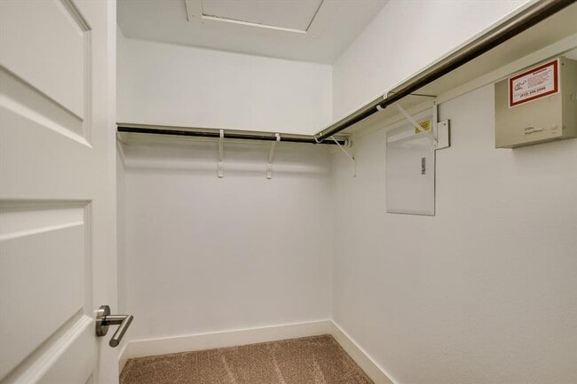 Building Photo - 2001 Tramson Dr