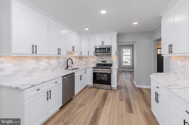 Building Photo - 44 Cranford Rd