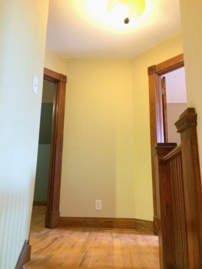 Building Photo - 3029 Race St